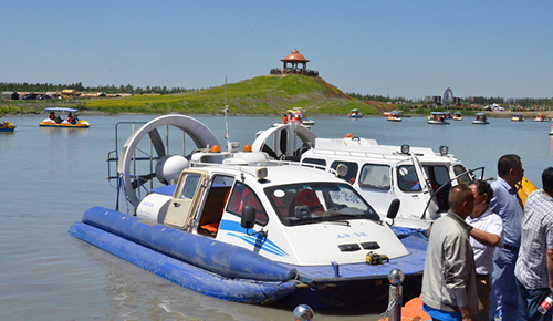 旅游观光水陆两栖气垫船